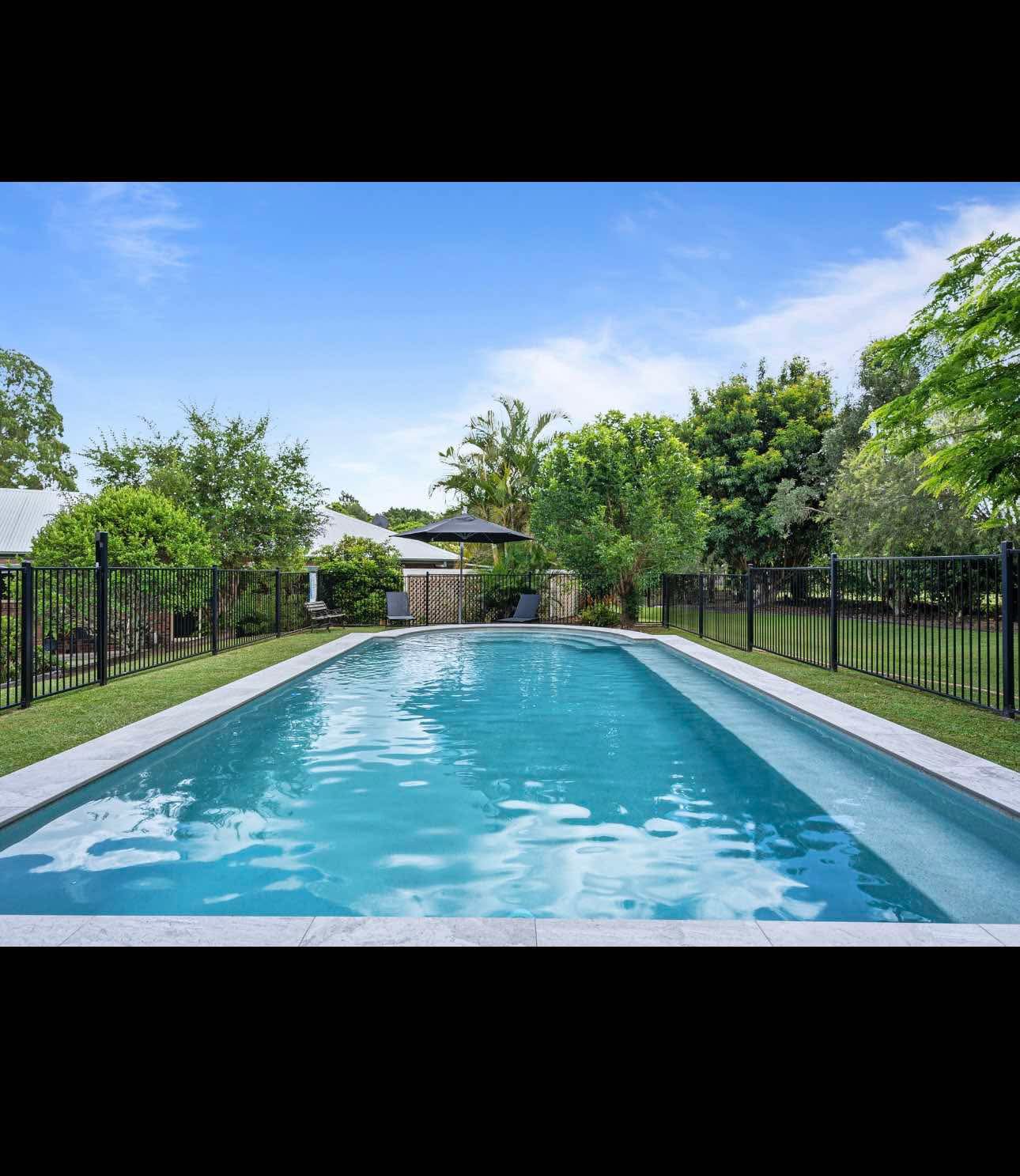 Elimbah Pool - Garden Setting
