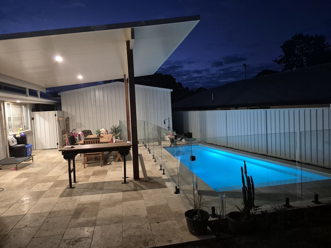 Evening Entertainer Pool